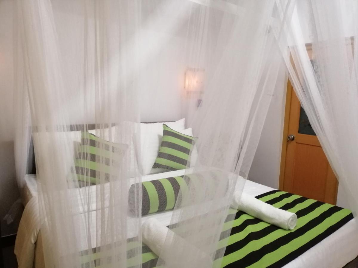 Ritz Inn Ella Eksteriør billede